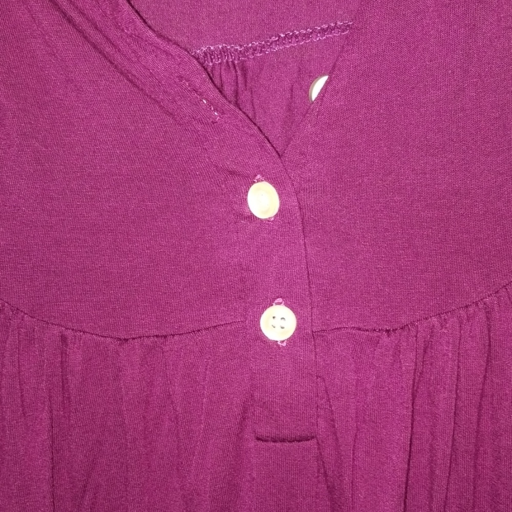 Button tee - Picture 2 of 2